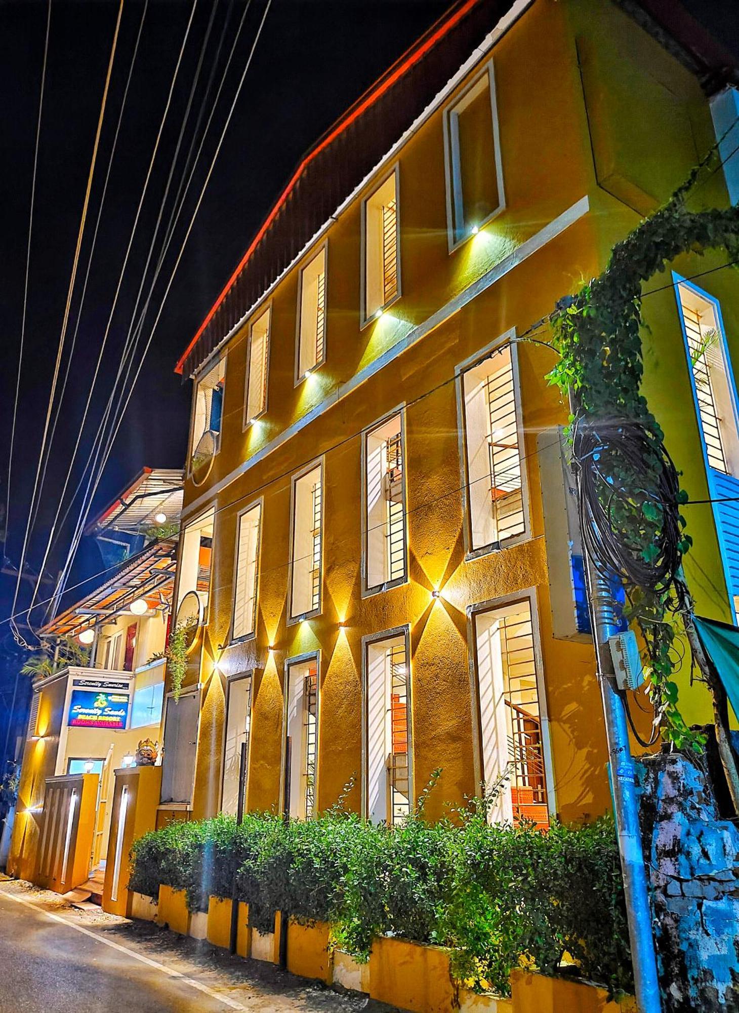Serenity Sands Beach Resort ปอนดิเชอรี ภายนอก รูปภาพ